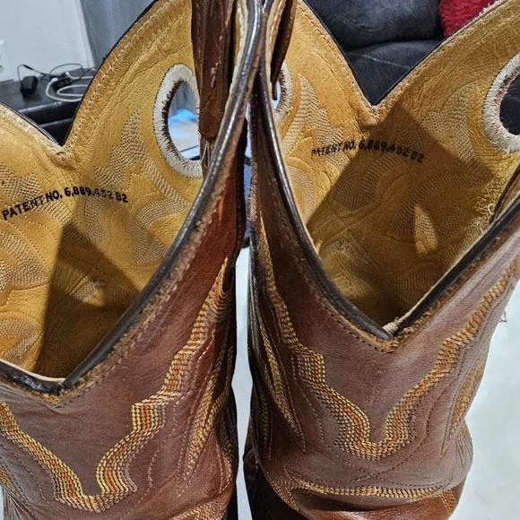Justin Men's Cowboy Boots Brown Leather Sz 9 EE GUC - Picture 5 of 10